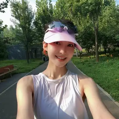 贾志飞